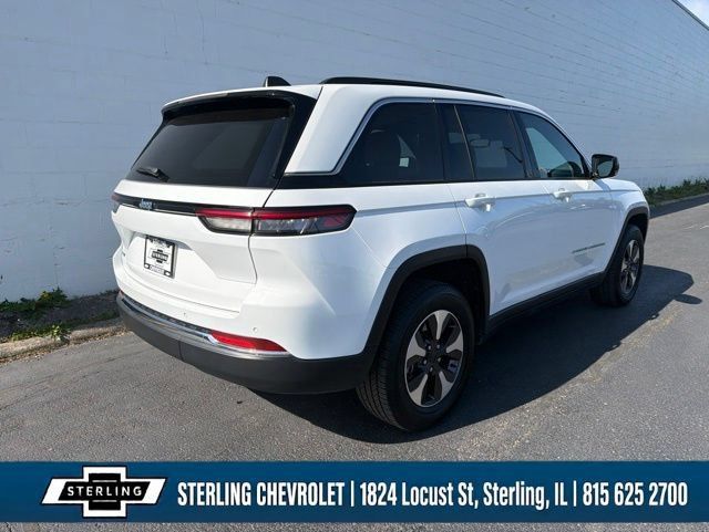 Used 2024 Jeep Grand Cherokee Limited 4xe AWD/4WD image 3