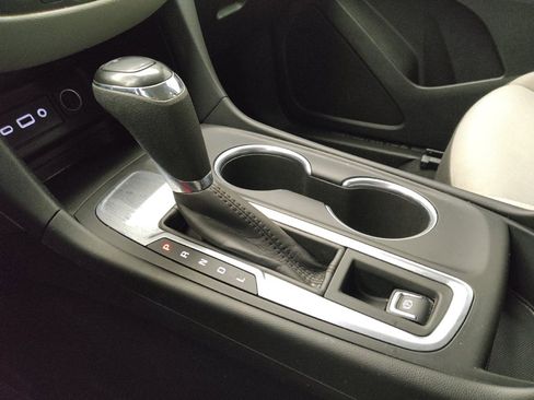 Used 2021 Chevrolet Equinox LS w/ LPO, Cargo Package image 26