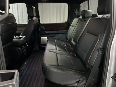 Used 2022 Ford F150 Lariat w/ Equipment Group 502A High image 23