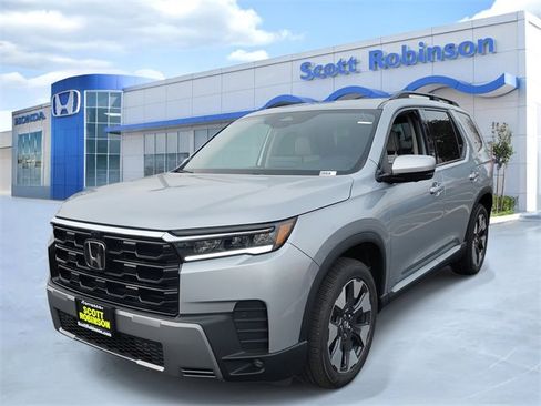 New 2026 Honda Pilot Elite image 2