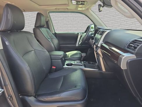 Used 2022 Toyota 4Runner Limited RWD image 11