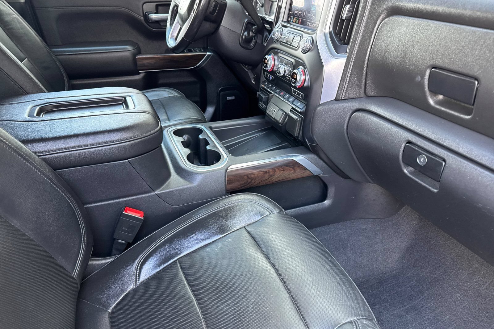 Used 2020 GMC Sierra 1500 SLT w/ SLT Premium Plus Package AWD/4WD image 18
