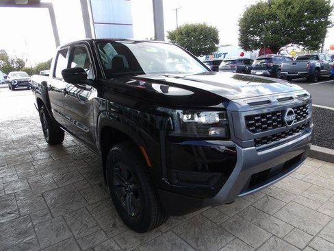 New 2026 Nissan Frontier SV w/ Tow Package AWD/4WD image 3