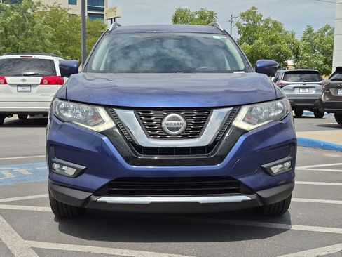 Used 2018 Nissan Rogue SL AWD/4WD image 9