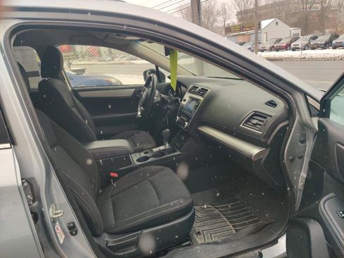 Used 2018 Subaru Outback 2.5i Premium AWD/4WD image 14