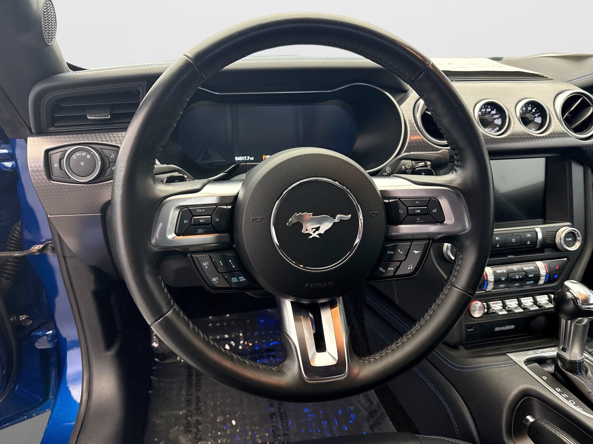Used 2018 Ford Mustang GT Premium w/ GT Performance Package RWD image 12