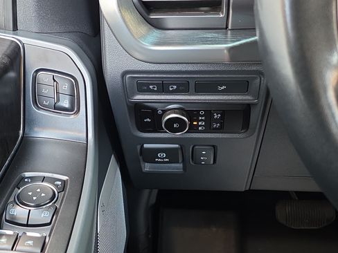 Used 2023 Ford F150 Lariat w/ Equipment Group 502A High AWD/4WD image 32