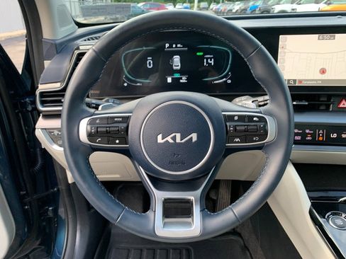 Used 2025 Kia Sportage EX w/ EX Premium Package AWD/4WD image 21