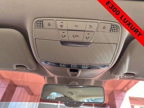 Used 2017 Mercedes-Benz E 300 image 23