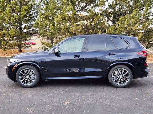 Used 2026 BMW X5 xDrive50e w/ M Sport Package AWD/4WD image 2