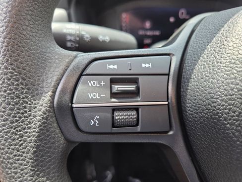 Certified 2025 Honda Accord SE image 21