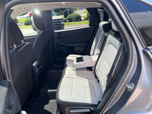 Used 2023 Ford Escape Active w/ Tech Pack #1 AWD/4WD image 15