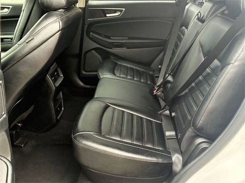 Used 2023 Ford Edge SEL image 26