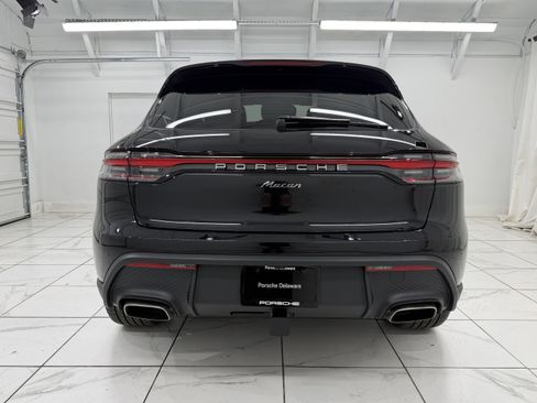 New 2026 Porsche Macan image 13