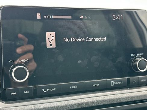 Used 2023 Honda Accord LX image 19