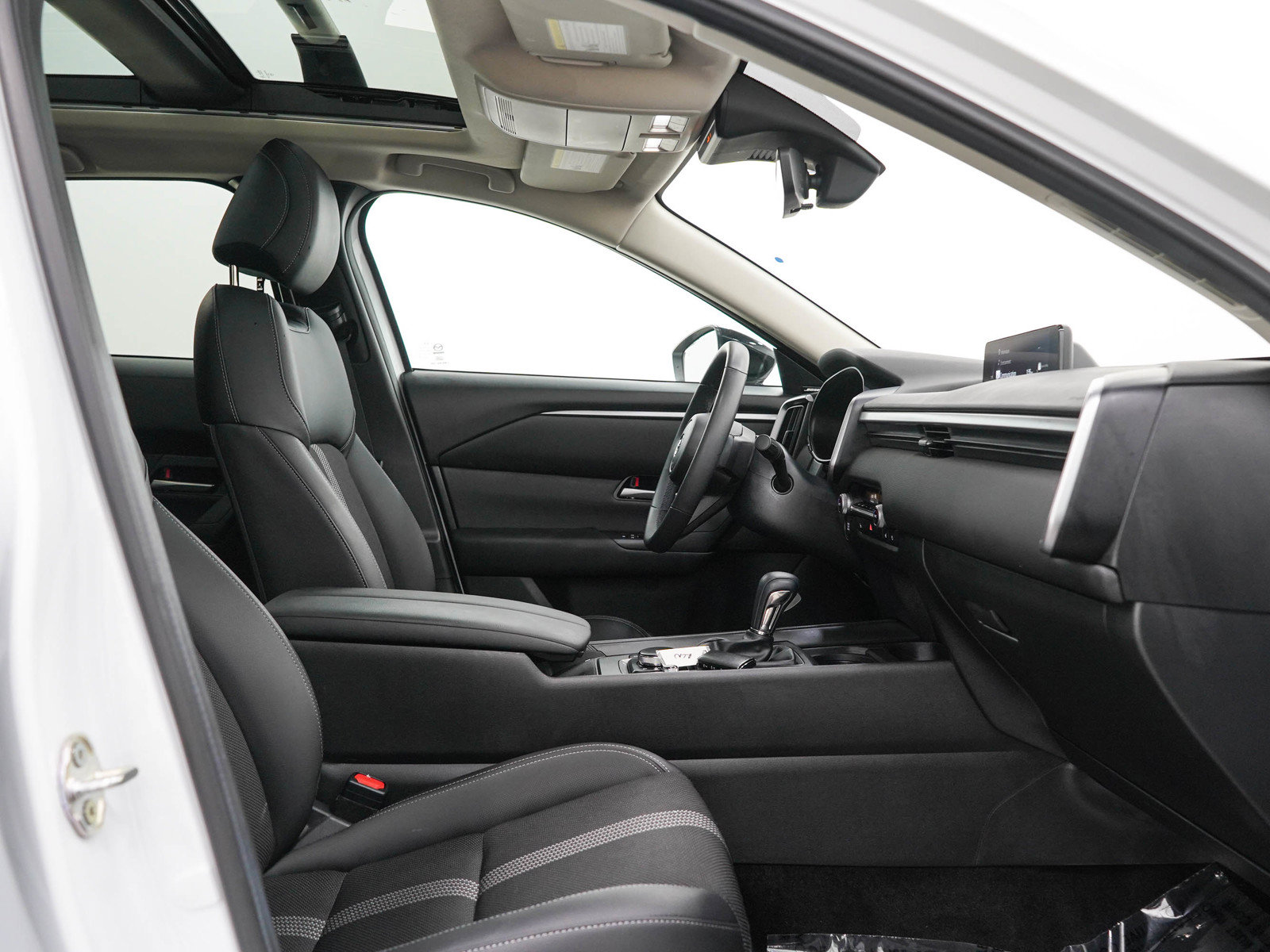 Used 2024 MAZDA CX-50 AWD 2.5 S w/ Cargo Package image 14