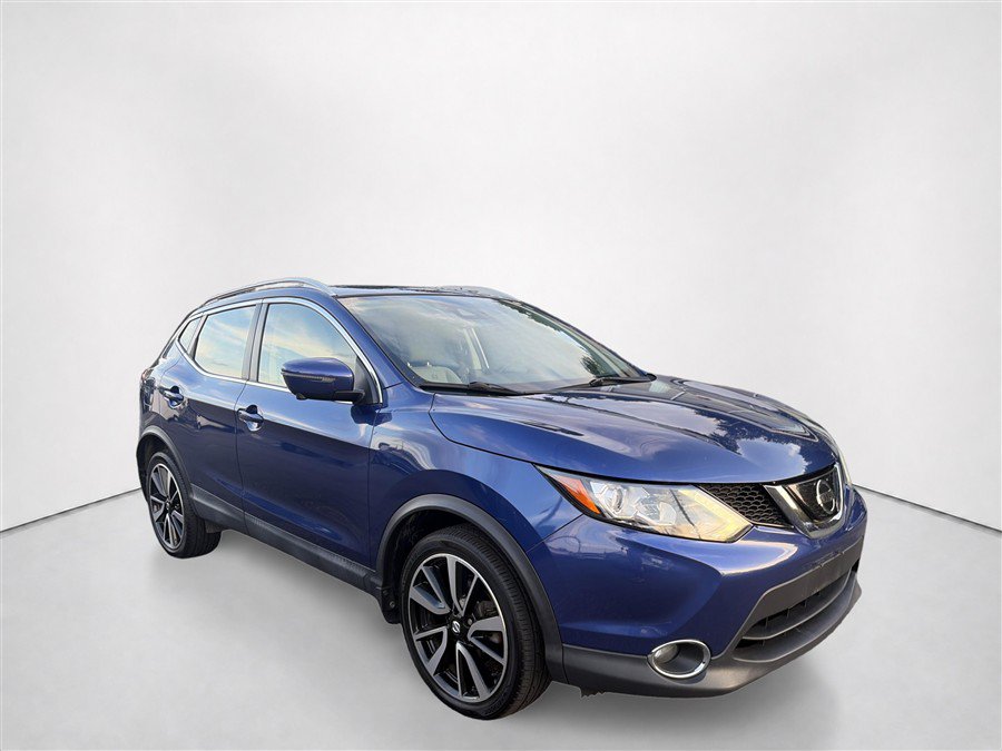 Used 2018 Nissan Rogue Sport SL w/ SL Premium Package AWD/4WD image 2