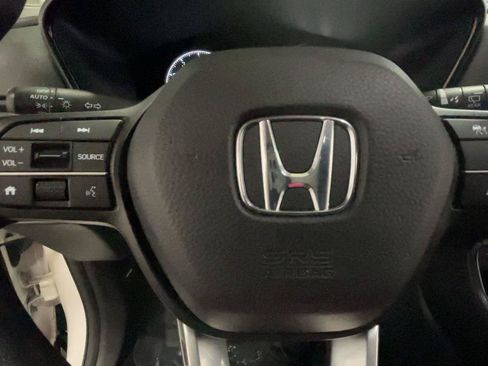 Certified 2025 Honda CR-V EX image 33