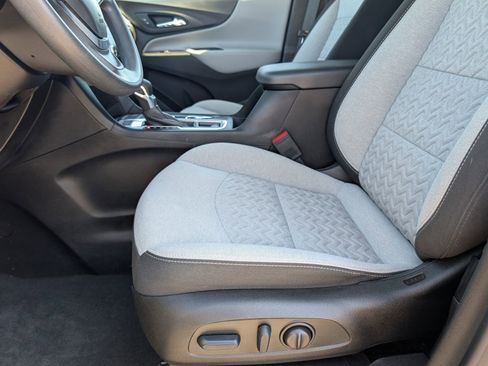 Used 2022 Chevrolet Equinox LT image 15