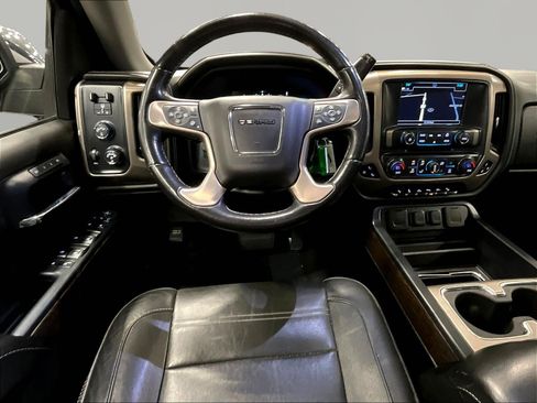 Used 2018 GMC Sierra 1500 Denali AWD/4WD image 9