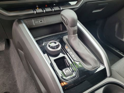 Used 2024 Chevrolet Colorado Trail Boss w/ Advanced Trailering Package image 19