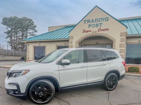 Used 2022 Honda Pilot Special Edition image 3