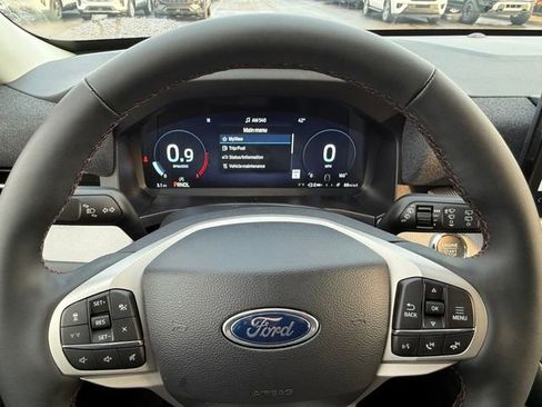 New 2026 Ford Explorer Active w/ Active Comfort Package image 24