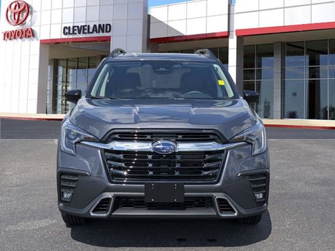 Used 2025 Subaru Ascent Touring AWD/4WD image 3