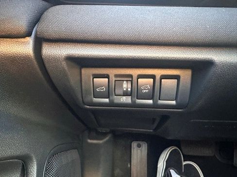 New 2025 Subaru Outback Premium image 18