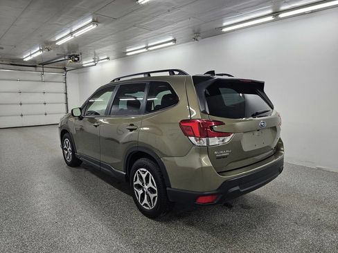 Used 2024 Subaru Forester Premium AWD/4WD image 7