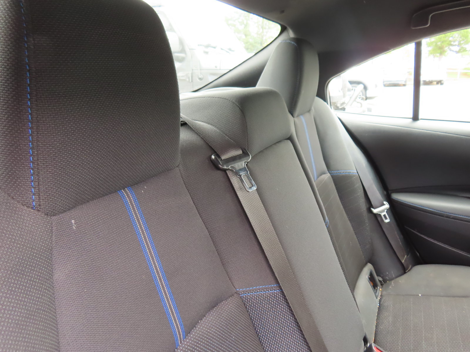 Used 2022 Toyota Corolla SE FWD image 30