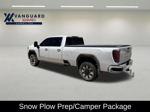 Used 2024 GMC Sierra 2500 Denali w/ Denali Reserve Package AWD/4WD image 4