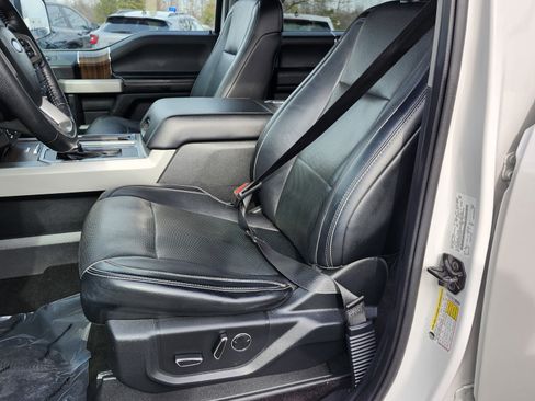 Used 2016 Ford F150 Lariat image 26