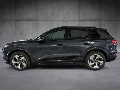 Used 2025 Audi Q6 e-tron Premium Plus w/ Premium Plus AWD/4WD image 2