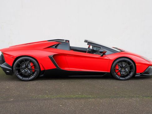Used 2014 Lamborghini Aventador LP 720-4 50th Anniversario image 55