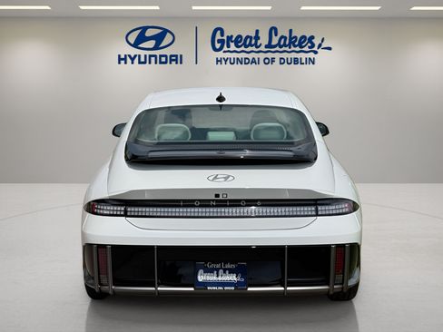 Used 2025 Hyundai Ioniq 6 SEL AWD/4WD image 3
