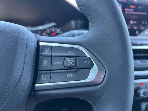 Used 2026 Jeep Compass Latitude w/ Quick Order Package 29K image 15