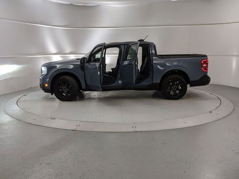 New 2025 Ford Maverick Lariat w/ Black Appearance Package image 11