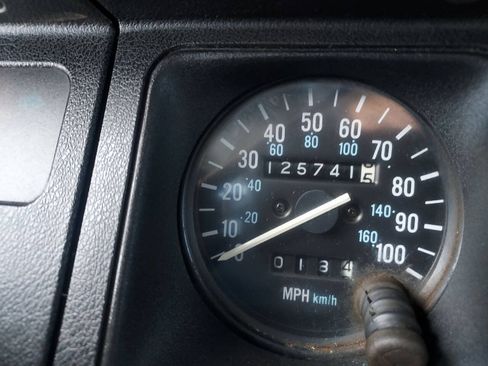 Used 1987 Jeep Wrangler Laredo AWD/4WD image 13