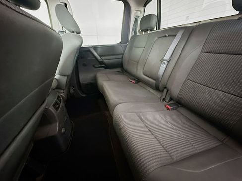 Used 2010 Nissan Titan SE w/ SE Value Truck Pkg image 22