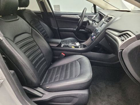 Used 2019 Ford Fusion S image 21