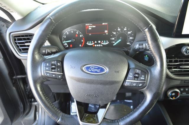 Used 2021 Ford Escape SE w/ SE Sport Appearance Package FWD image 16