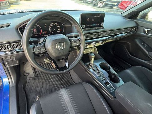 Used 2022 Honda Civic Sport image 4