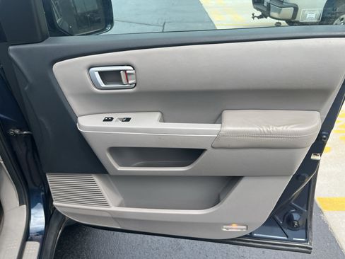 Used 2011 Honda Pilot Touring image 52