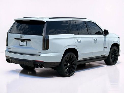 New 2026 Cadillac Escalade V AWD/4WD image 13