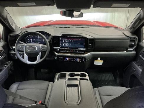 New 2026 GMC Sierra 1500 SLE AWD/4WD image 18