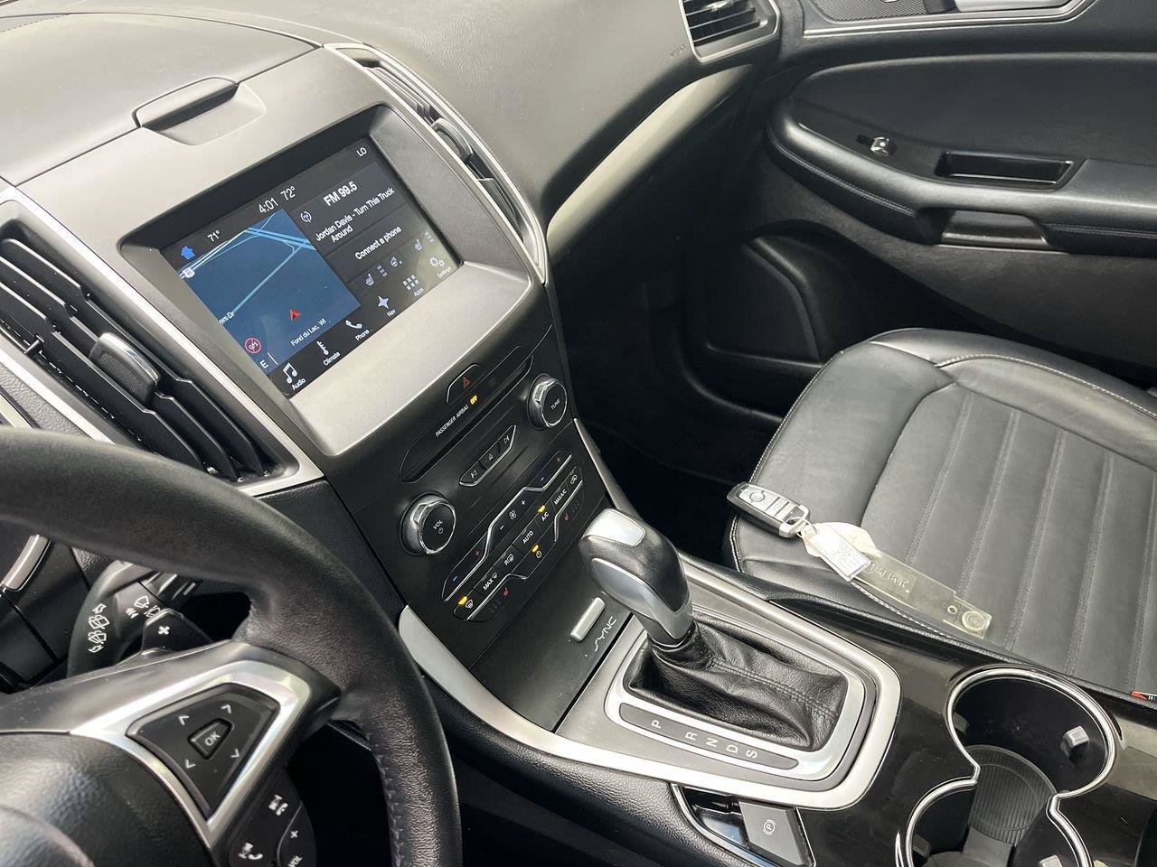Used 2017 Ford Edge SEL w/ Equipment Group 201A AWD/4WD image 18