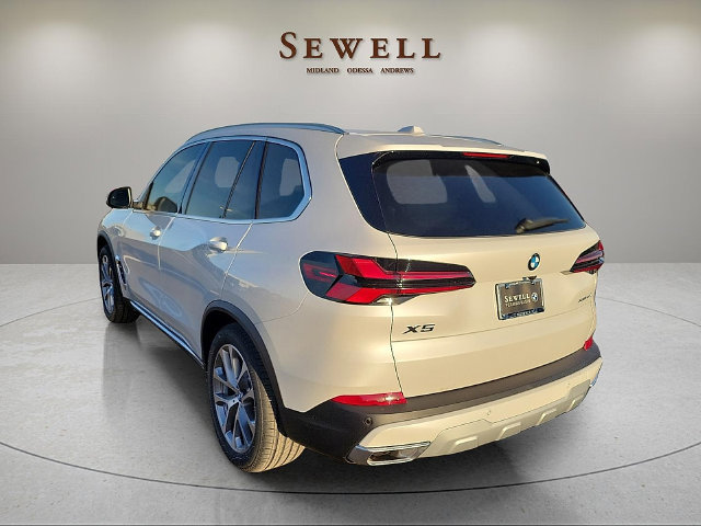 Used 2026 BMW X5 xDrive40i AWD/4WD image 3