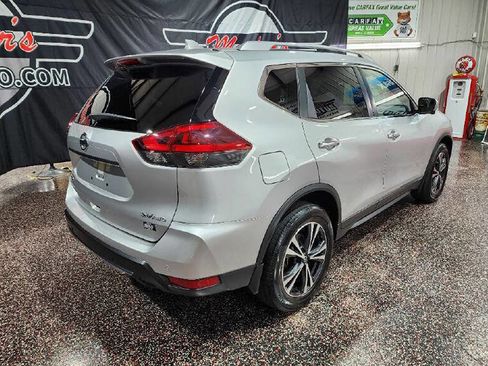 Used 2020 Nissan Rogue SV w/ Sun & Sound Touring Package image 7