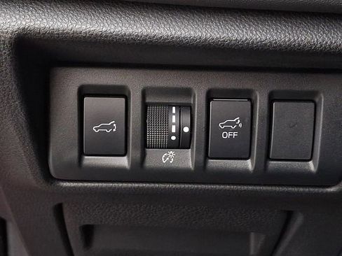 Used 2021 Subaru Outback Limited image 27